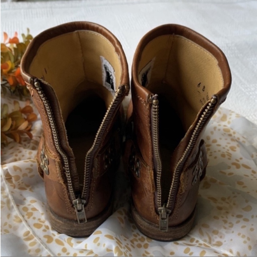 Frye Women’s Philip Studded Harness Boots brown 
size 6 - Picture 8 of 10